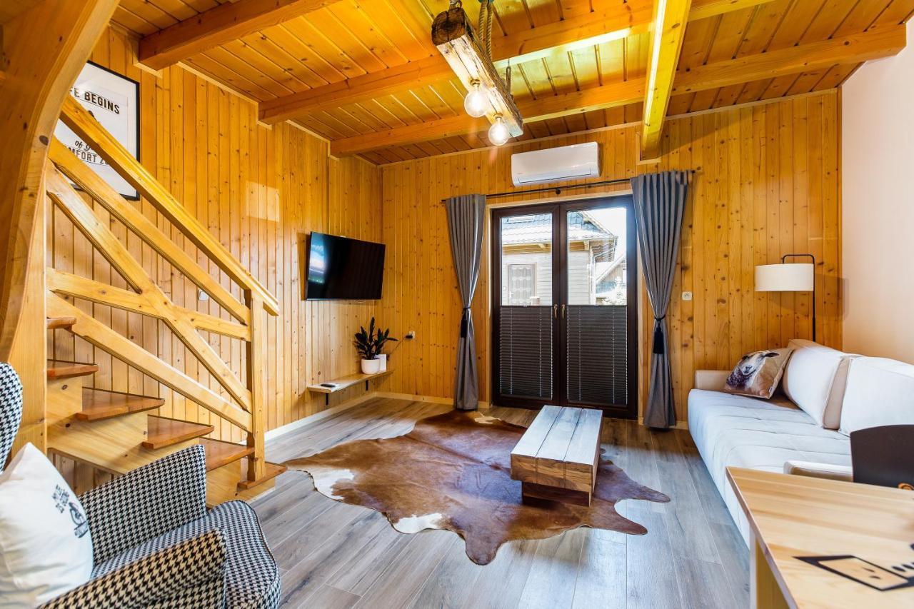 Mergen Bike & Ski Resort Niedzica Zamek Buitenkant foto
